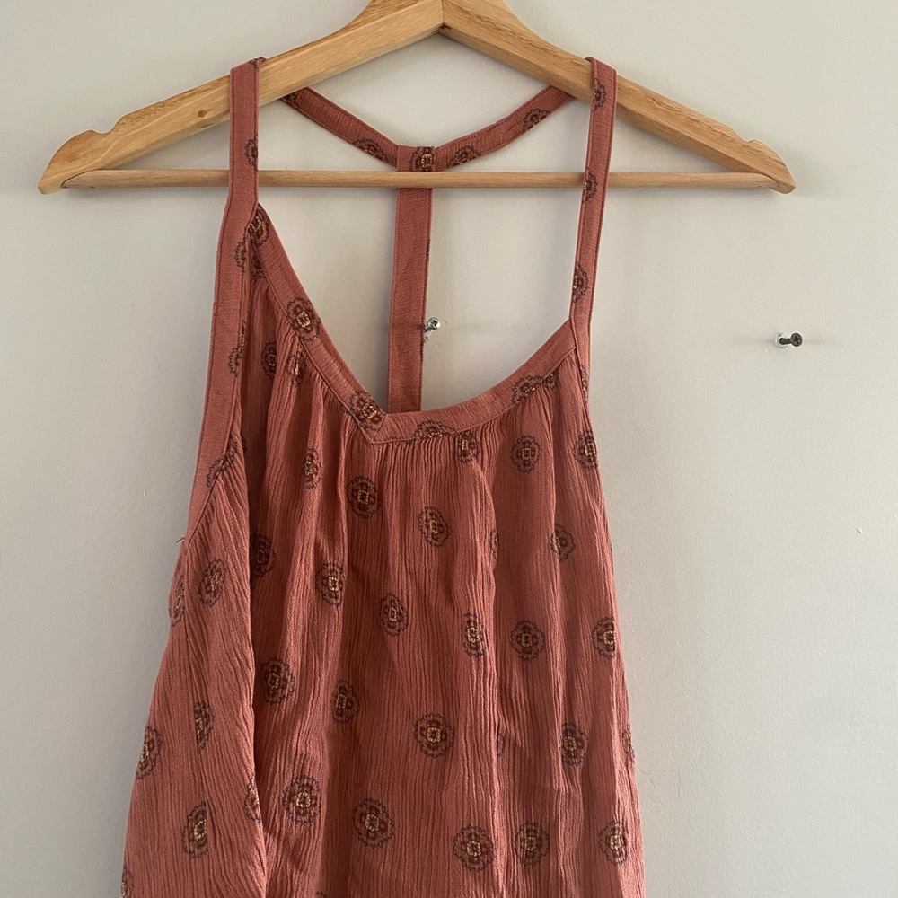 Orange tank